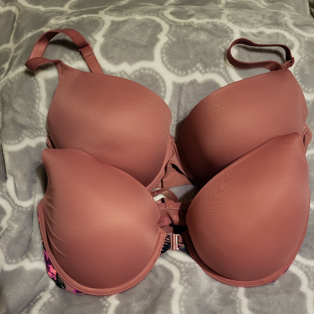 2 VS Pink Push up Bras